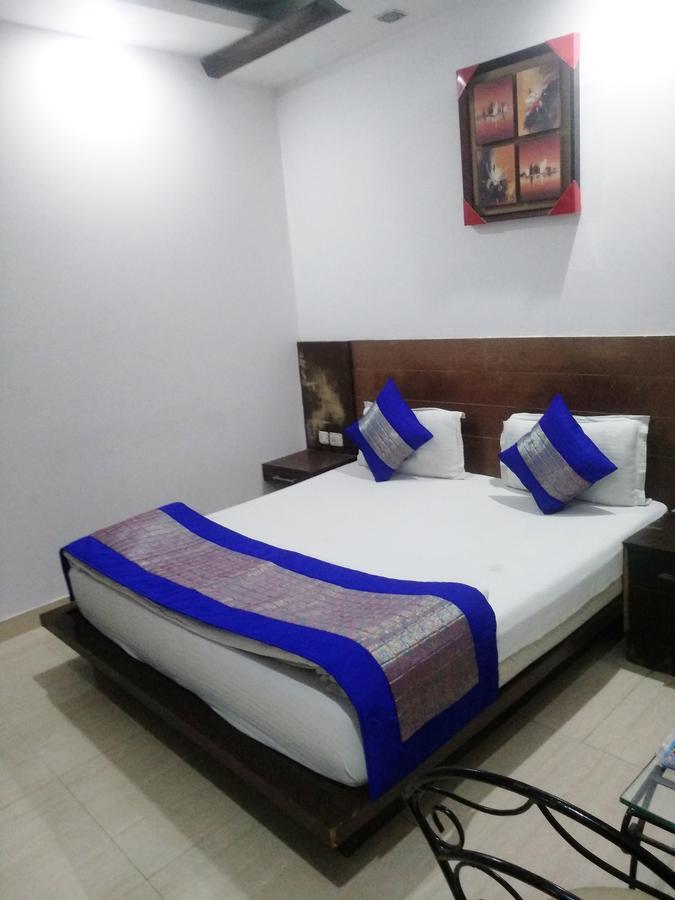 Adb Rooms Hotel Indo Continental นิวเดลี ภายนอก รูปภาพ