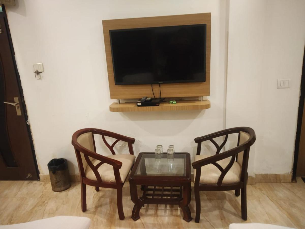 Adb Rooms Hotel Indo Continental นิวเดลี ภายนอก รูปภาพ