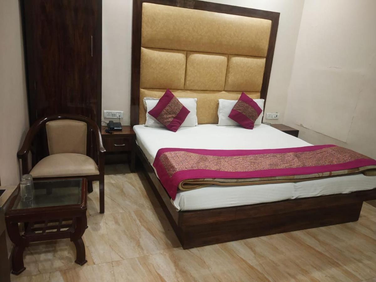 Adb Rooms Hotel Indo Continental นิวเดลี ภายนอก รูปภาพ